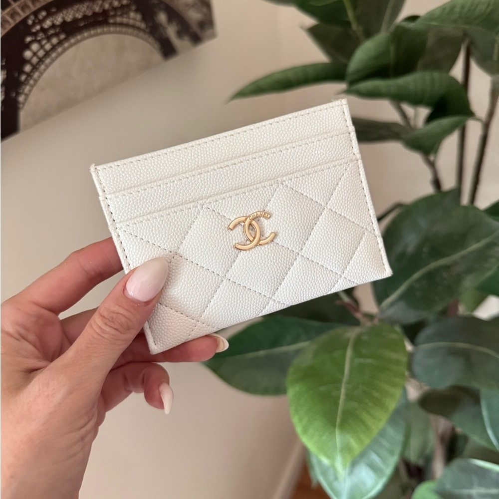 Apple White Card Holder